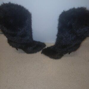 AZALEA WANG FAUX FUR BOOTS